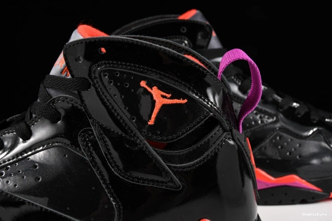 One Kick Black Retro 7 Air Patent 313358-006 Jordan 0802